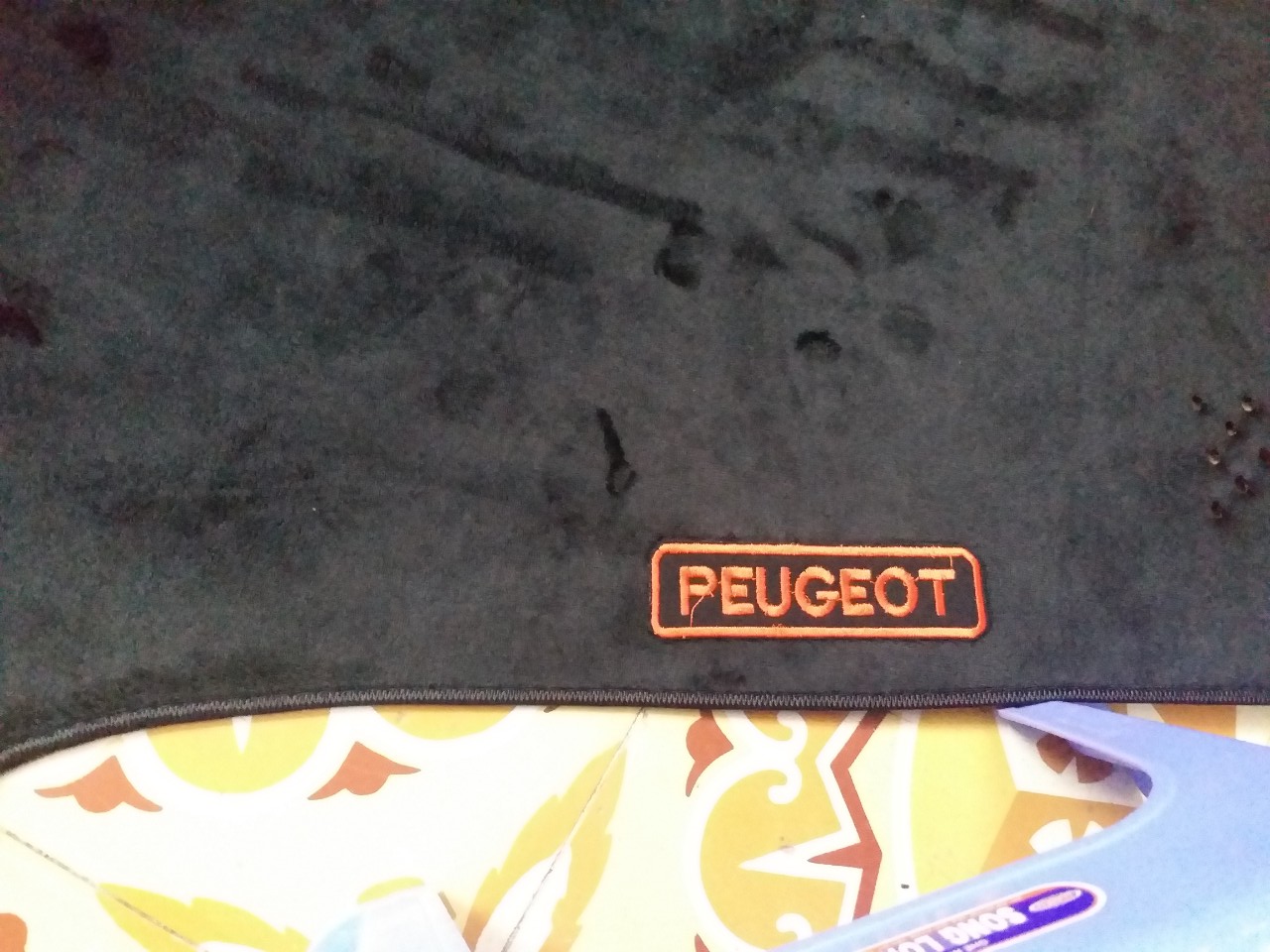 Thảm taplo nhung xe Peugeot 5008