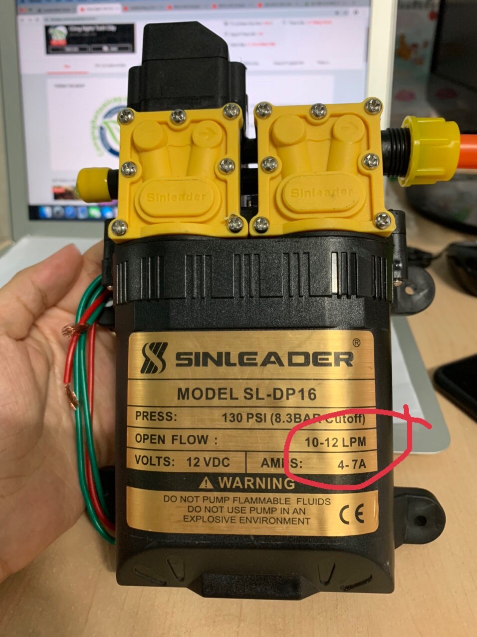 Máy bơm nước đôi mini 12v phun sương, rửa xe áp lực cao tự ngắt - máy bơm đôi tăng áp mini 12v Sinleader