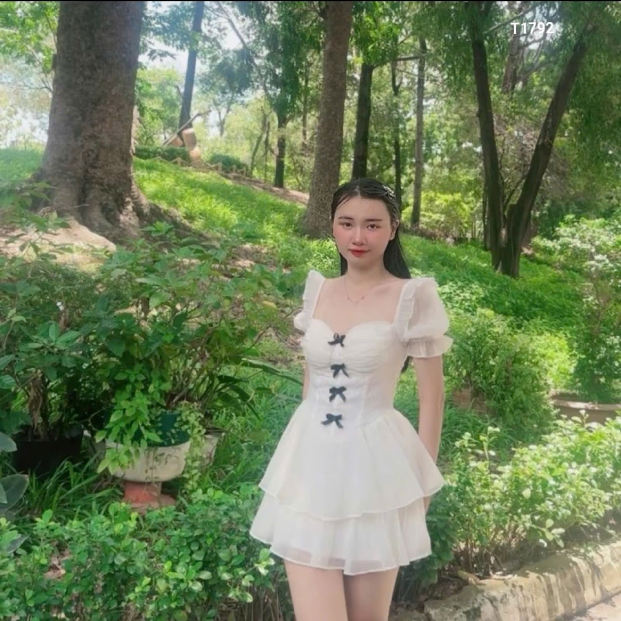 Đầm tay phồng kết nơ 2 tầng có mút ngực có lót tơ nến T1792