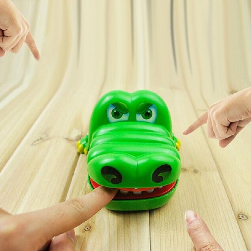 Trò chơi cá xấu cắn tay