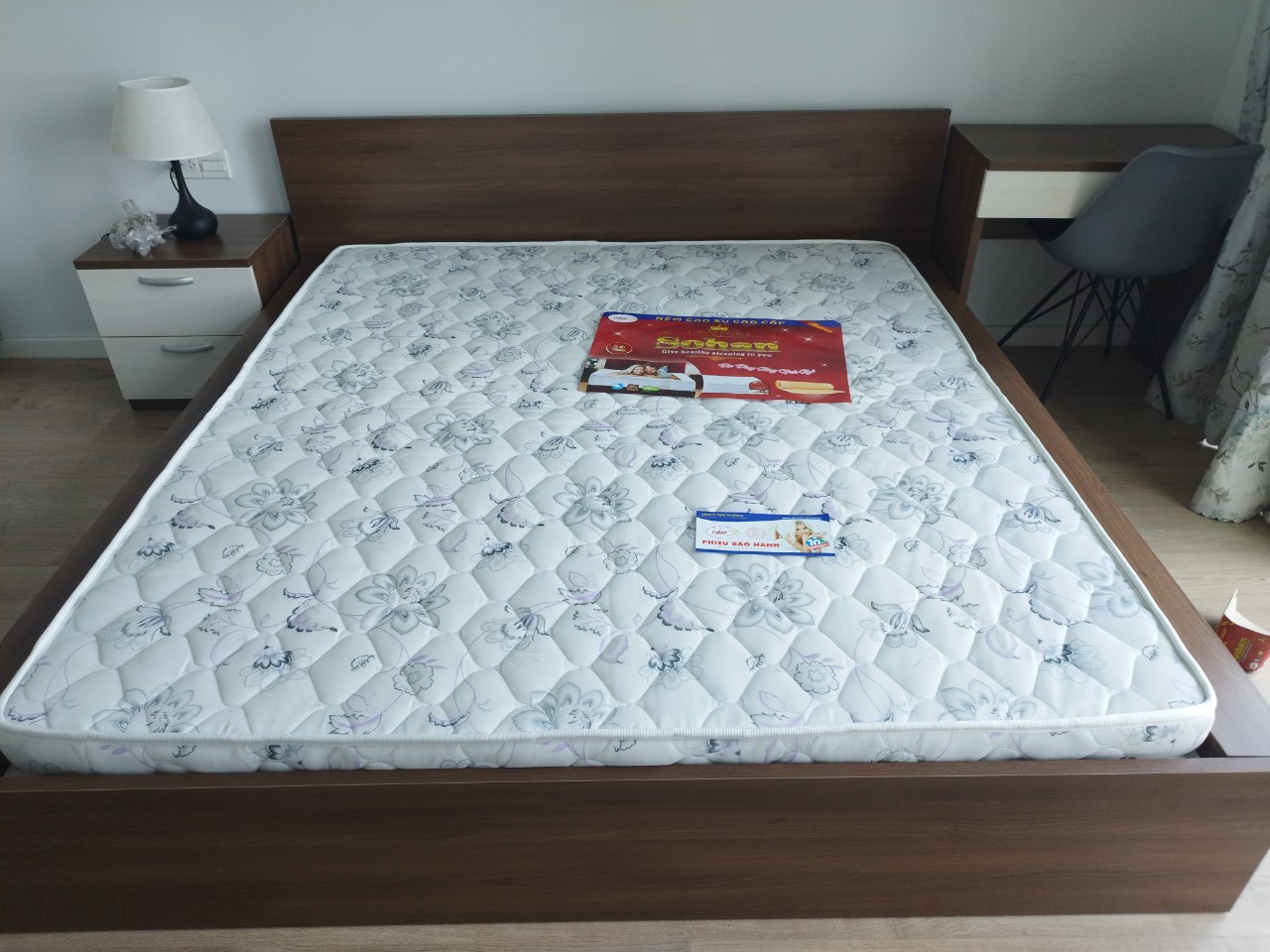 Nệm cao su tổng hợp Size 1m6 x 2m x 10cm quà 4 món