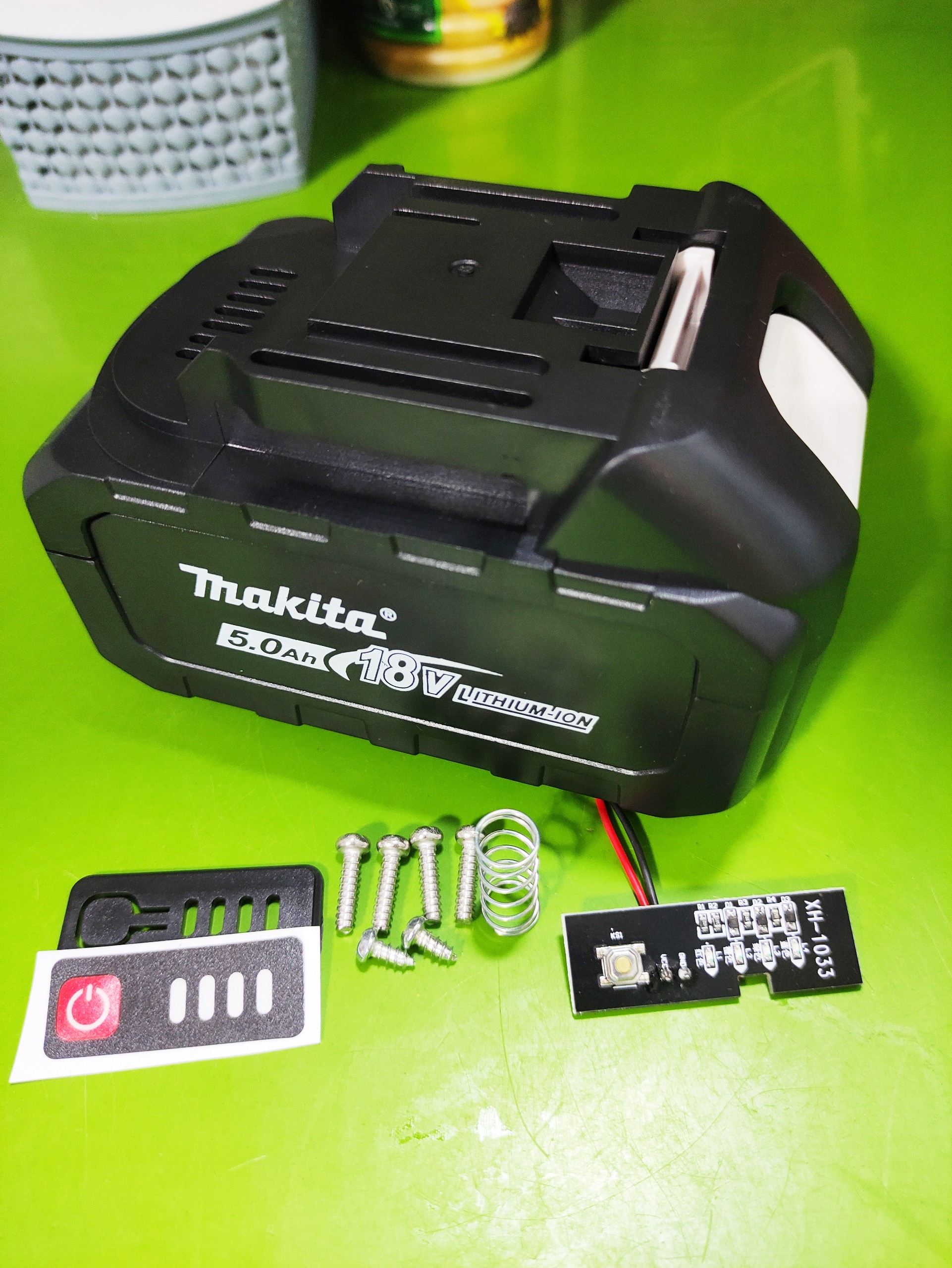 Vỏ pin Makita có đèn báo 2 hàng cell cao cấp