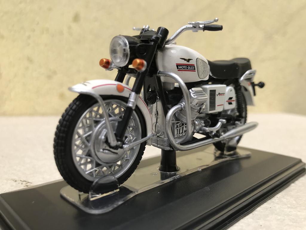 [HCM]Mô hình xe mô tô cổ GUZZI GRISO - 1:22