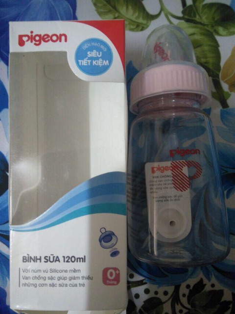 Bình sữa cổ hẹp PP vuông Pigeon 120ml