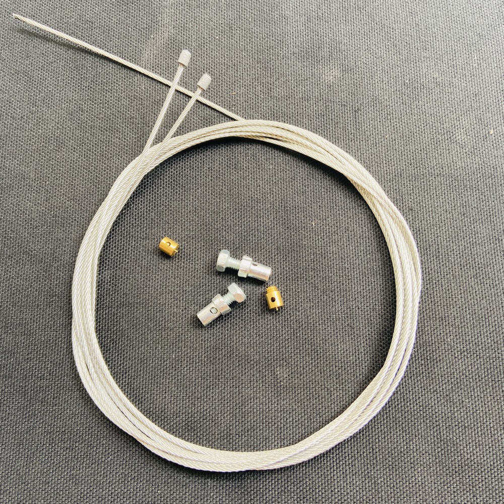 [HCM][HÀNG HIẾM] RUỘT DÂY CÔN DÂY THẮNG ĐẦU TO GỒM 2 RUỘT THÉP VÀ 4 ỐC SIẾT CÁP LỚN NHỎ PHÙ HỢP NHIỀU LOẠI XE (MÀU BẠC)