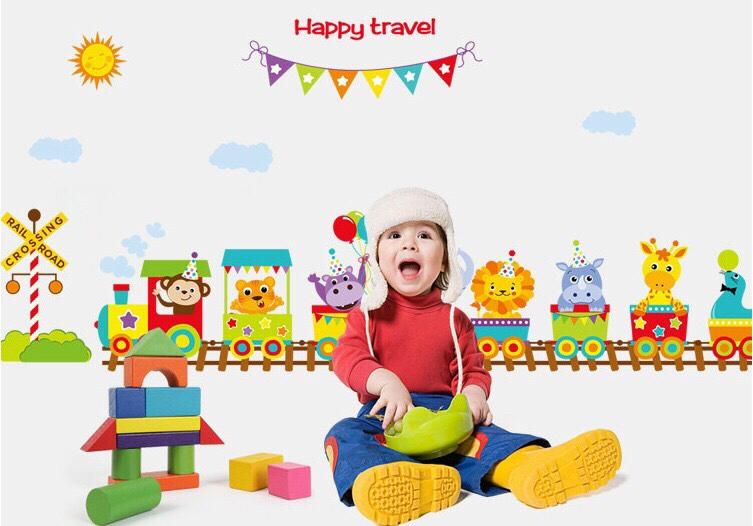[HCM]Decal dán tường hình thú đoàn tàu