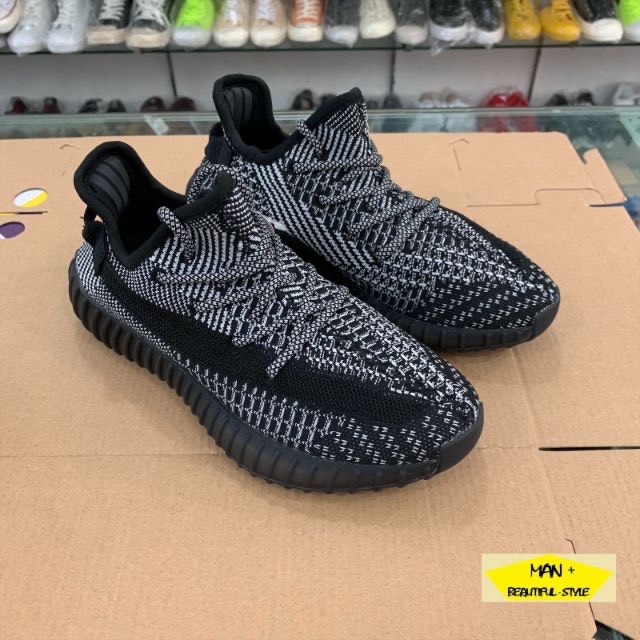GIÀY PHẢN QUANG RỰC SÁNG ÁNH ĐÈN sneaker YEEZY BOOST 350 static đen