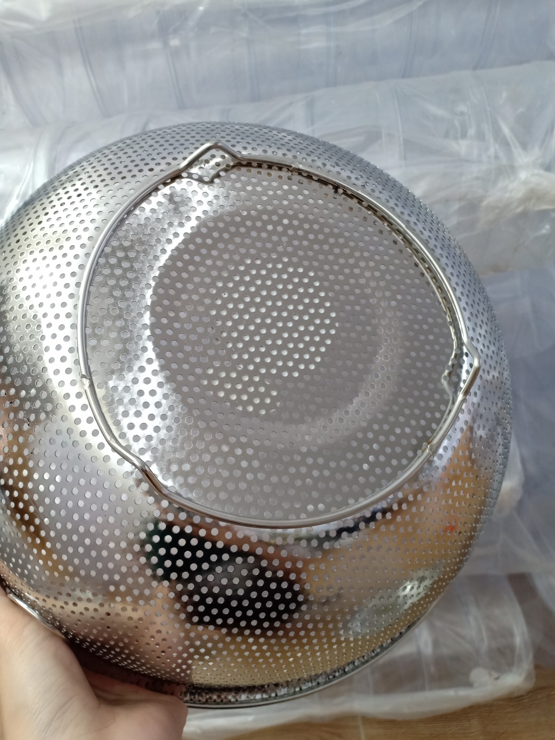 [HCM] Rổ inox dày 304 lọc yến