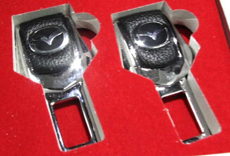 [Hỗ trợ lắp đặt khách Hà Nội] Chốt cài dây an toàn theo xe Mazda