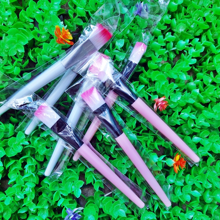 [HCM]Cây Cọ Chổi Quét Mặt Nạ - Đắp Mặt Trang Điểm tiện lợi