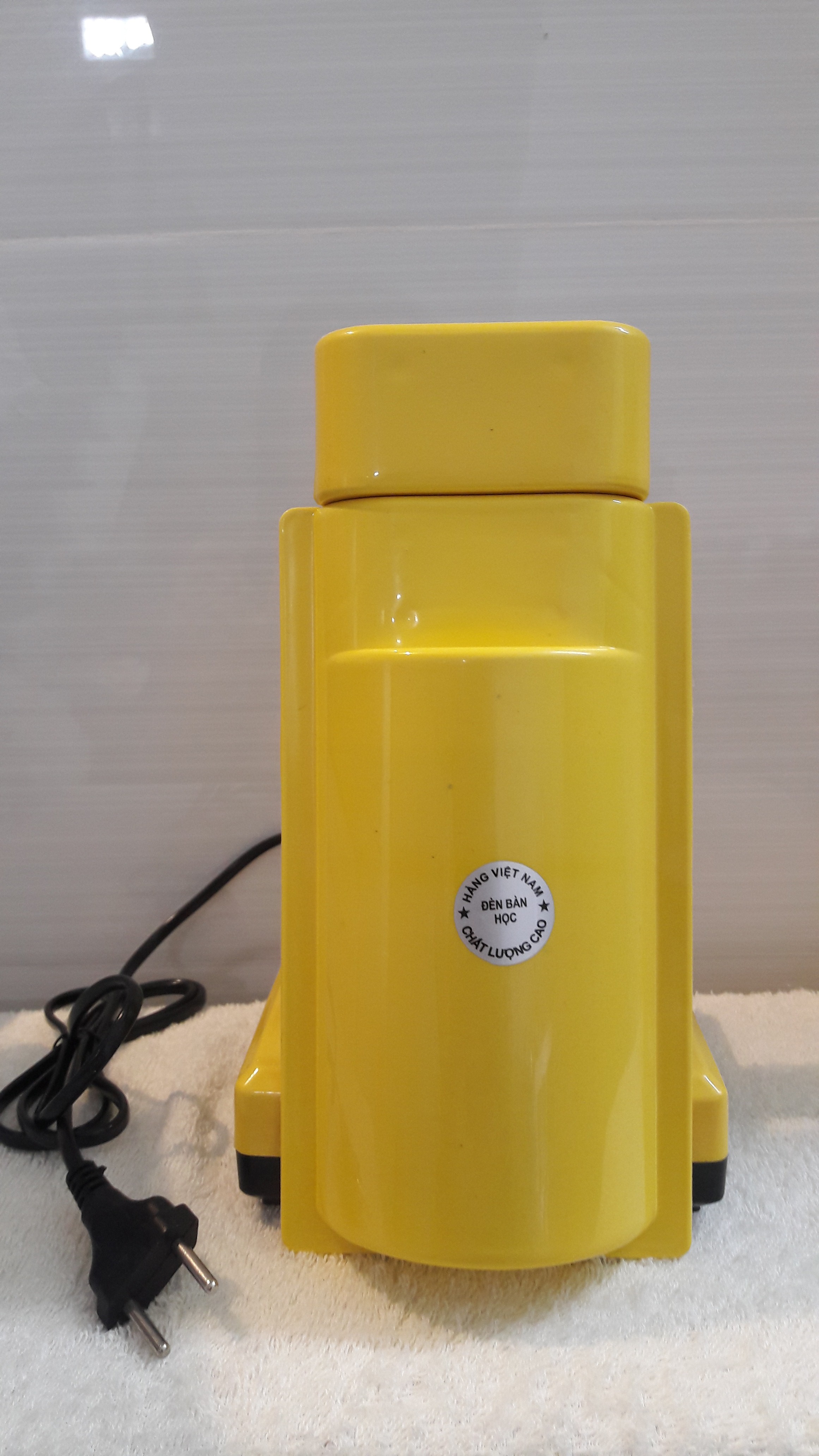 >> SO SÁNH GIÁ ĐÈN LED COMPACT ĐIỆN QUANG 14W CHỐNG ẨM LEDCP01 14765AW | Shopee Lazada Sendo Tiki | Nên mua ở đâu rẻ nhất 130 Combo Đèn bàn học Việt Nam/Đèn bàn học đế vuông và bóng compact Điện Quang 14W