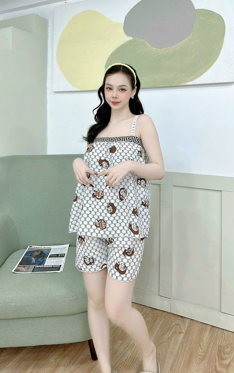 Set Bộ Đồ Ngủ Lụa Hàn Phối Hoa Hai Dây Size dưới 56kg