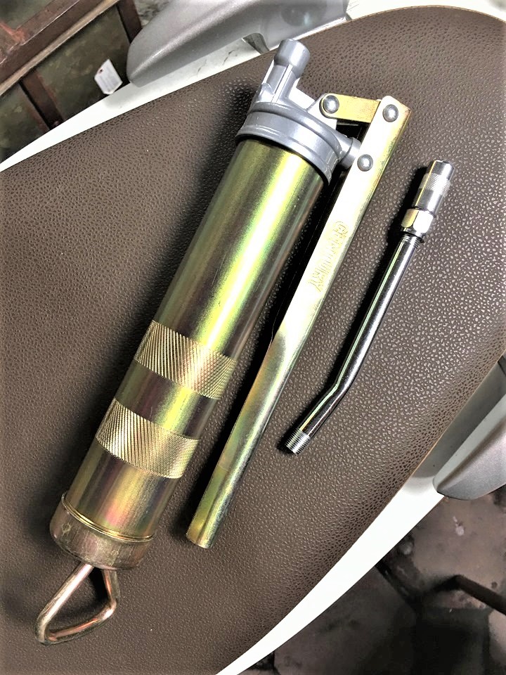 bơm mỡ 200CC Century