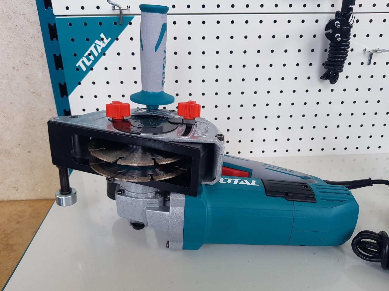 1500W Máy cắt rãnh tường Total TWLC1256