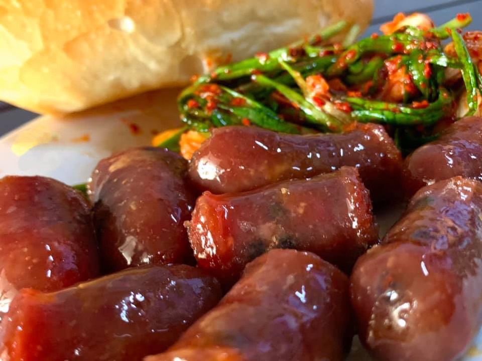 Lạp xưởng tươi nhà làm