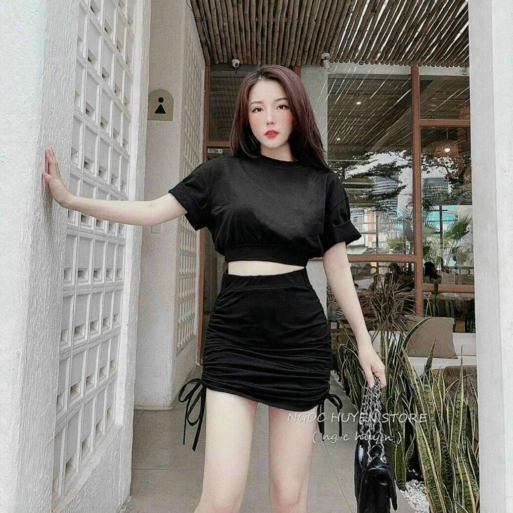 Sét áo cổ tròn kèm chân váy rút dây thời trang cá tính