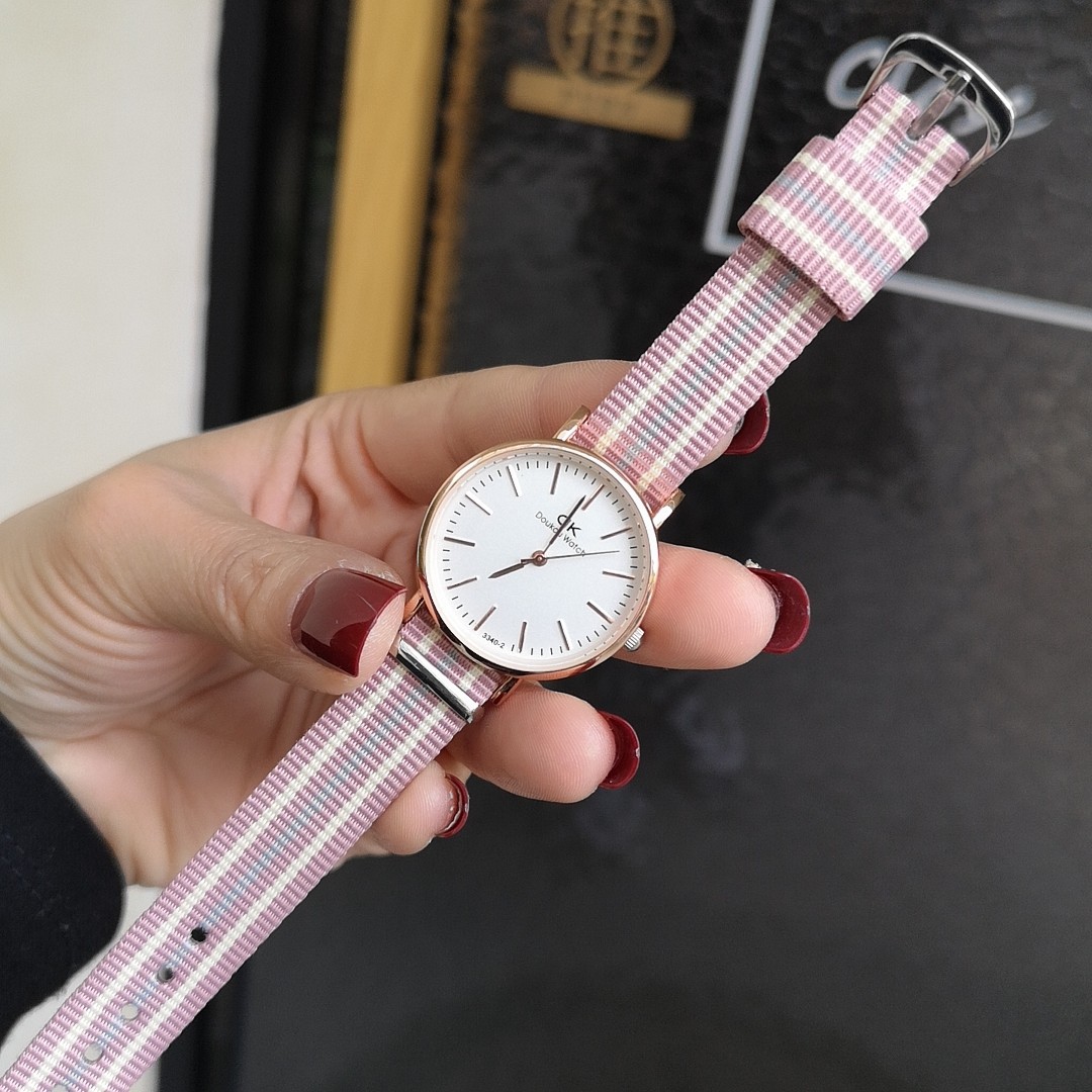 [HCM]Đồng hồ nữ Doukou dây dù cao cấp hot trend