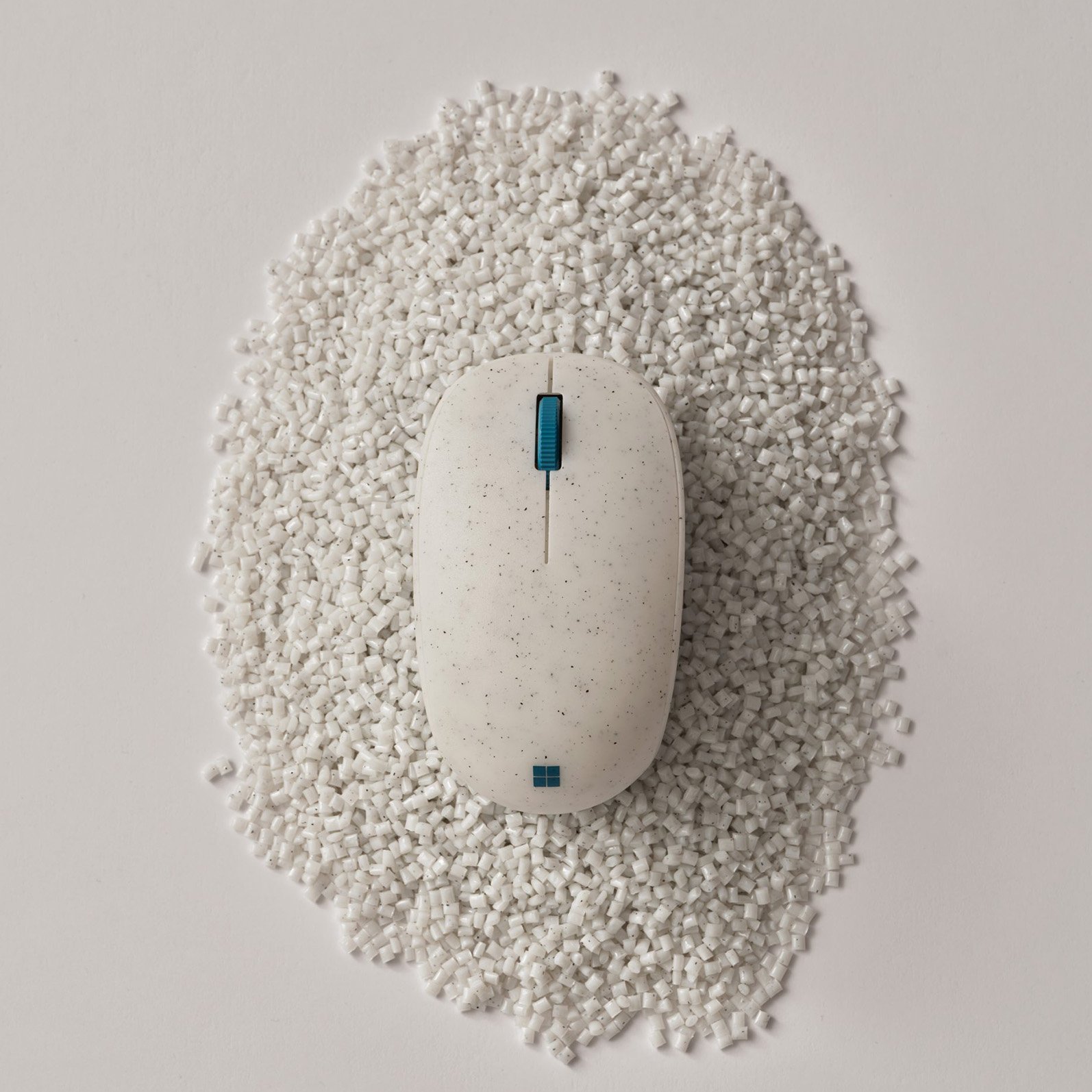 Chuột máy tính không dây Bluetooth Microsoft Ocean Plastic Mouse I38