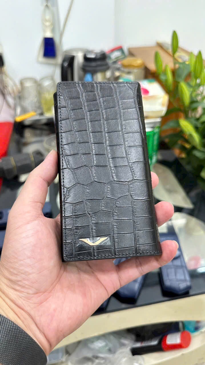Bao da điện thoại Vertu Aster P Cá Sấu da thật nhập khẩu