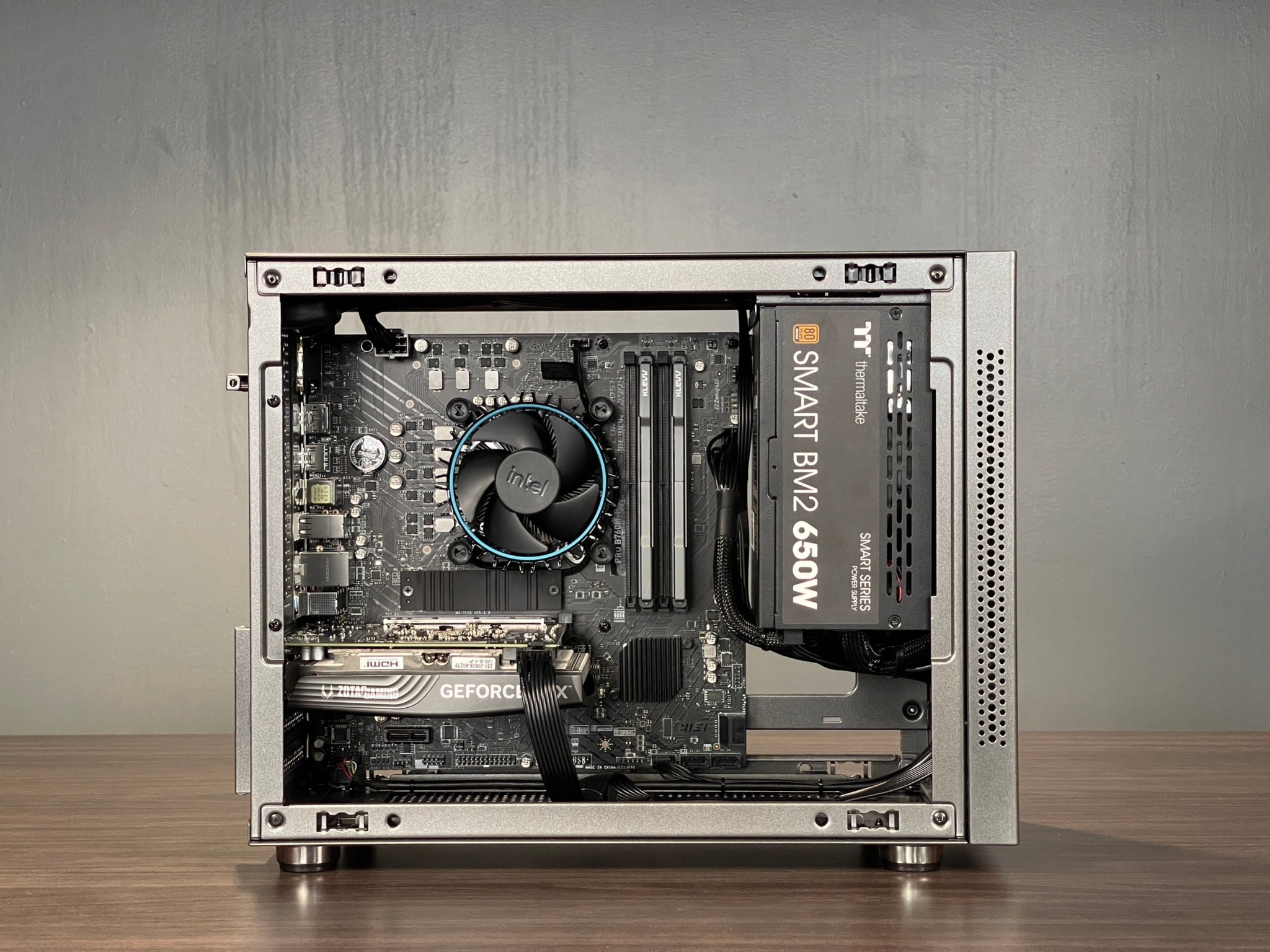 (NEW) Vỏ Case SAMA IM01 ITX ( Màu Trắng / Màu Xám / Mầu Đen)