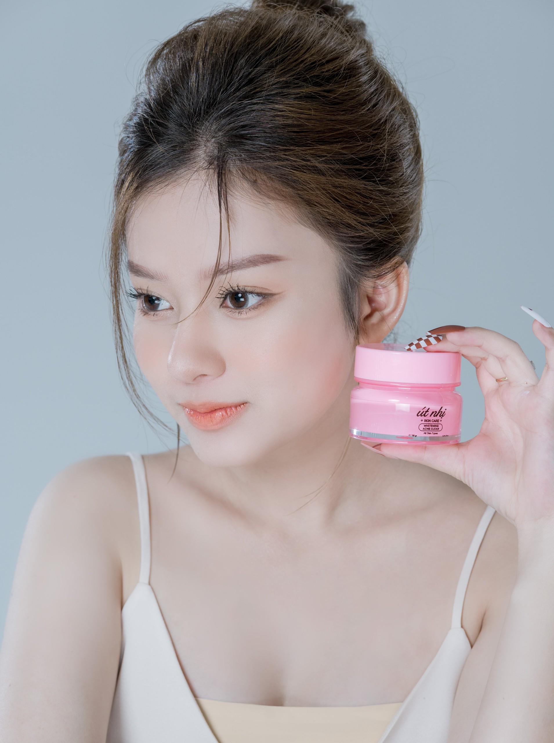 Kem Mụn ÚT NHỊ _ Giảm mụn, mờ thâm 30GR
