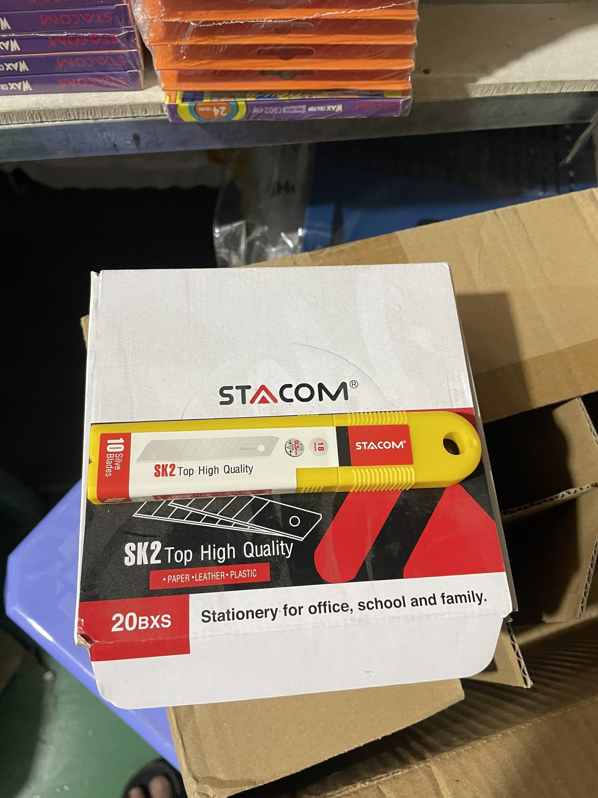 (1 Hộp) Lưỡi Dao Rọc Giấy Lớn - Stacom E2018