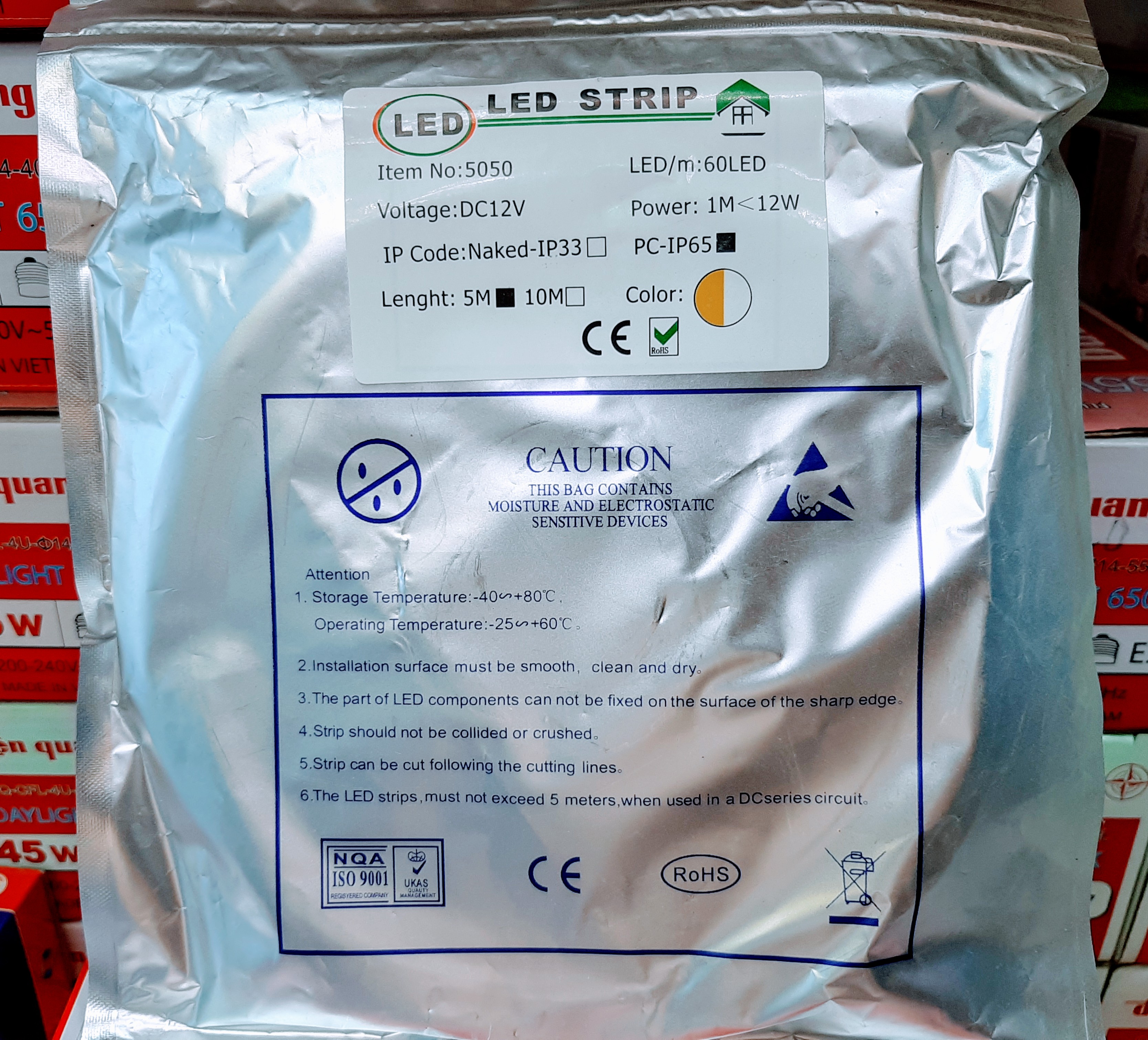 Cuộn Led Dây Dán Màu Vàng 5m 12V 5050 Phủ Silicon Chống Nước