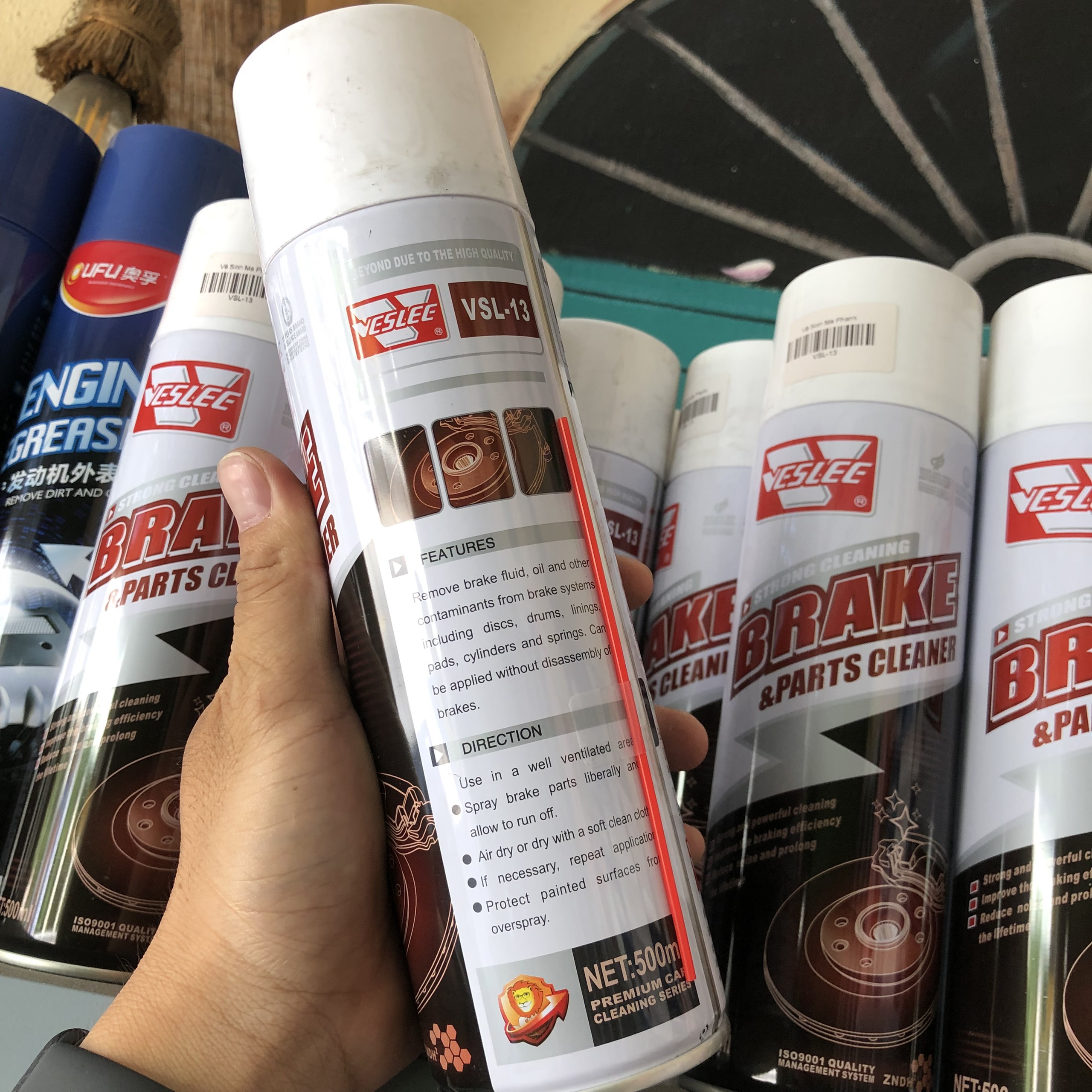Dung dịch xịt vệ sinh bố thắng/ bộ phanh xe