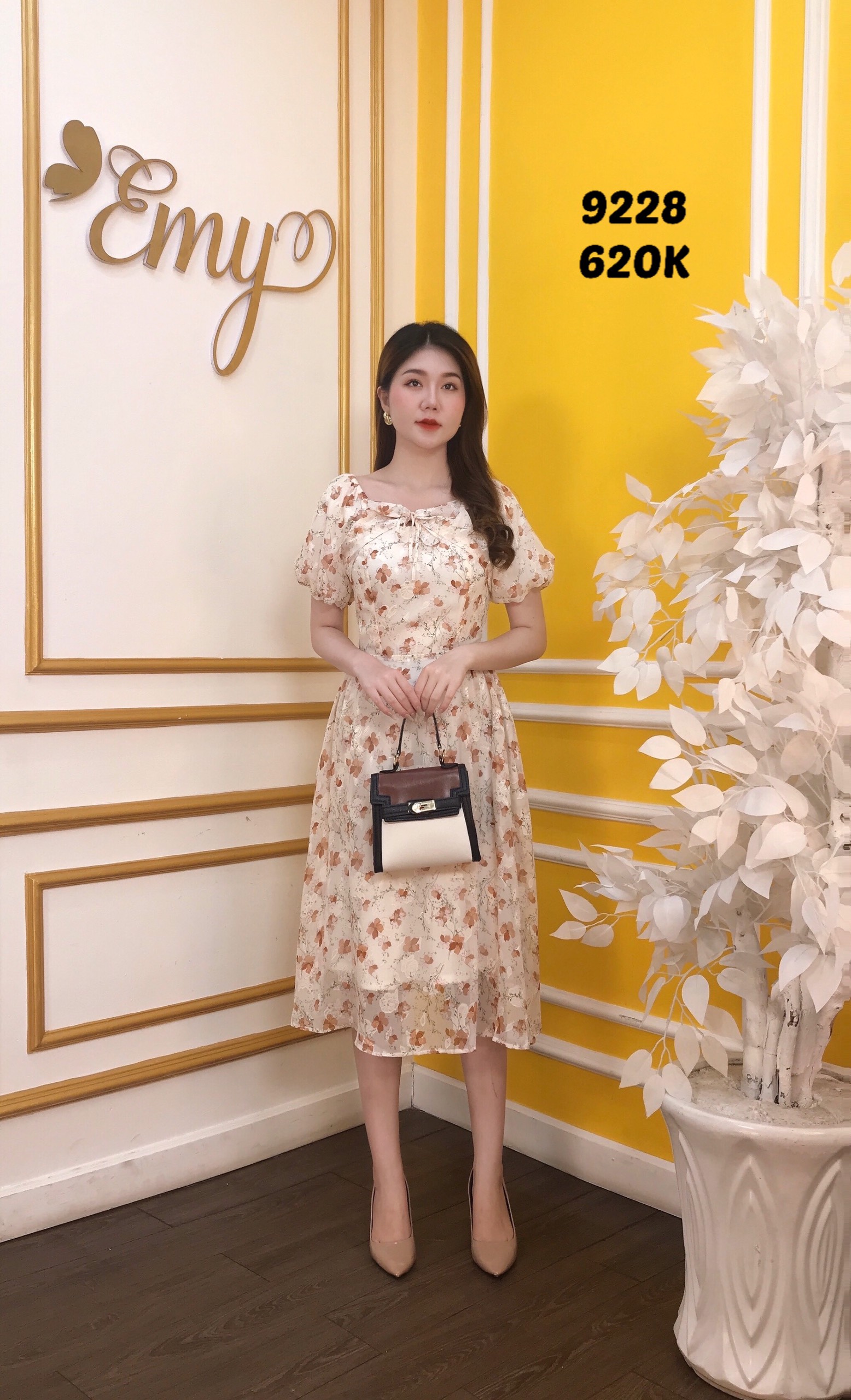 Đầm EMY EM9228 Xoè Cổ Vuông Phối Nơ