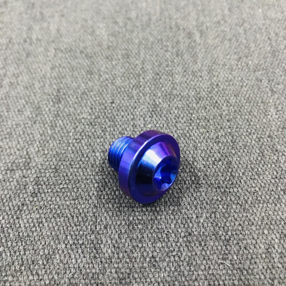 ỐC CHÂN KIẾNG KIỂU CHO NHIỀU LOẠI XE.(RĂNG NGƯỢC 10LY)(1CON)