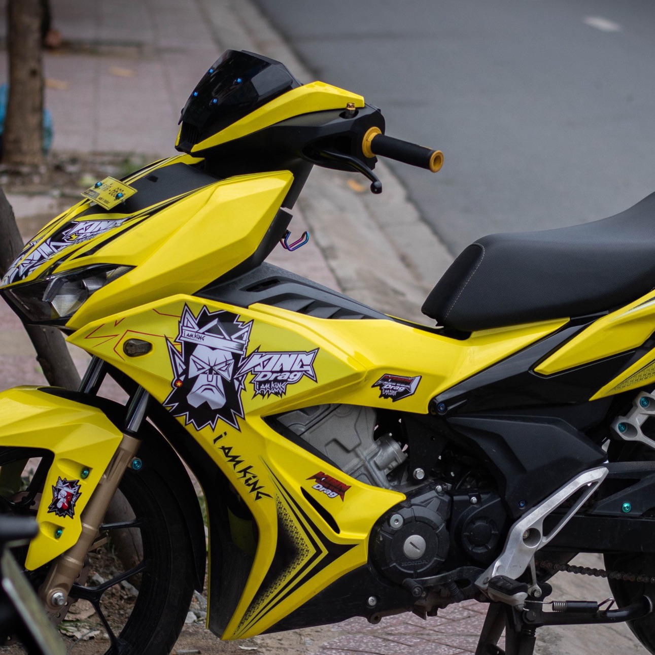 Tem rời winner X king drag dán xe vàng