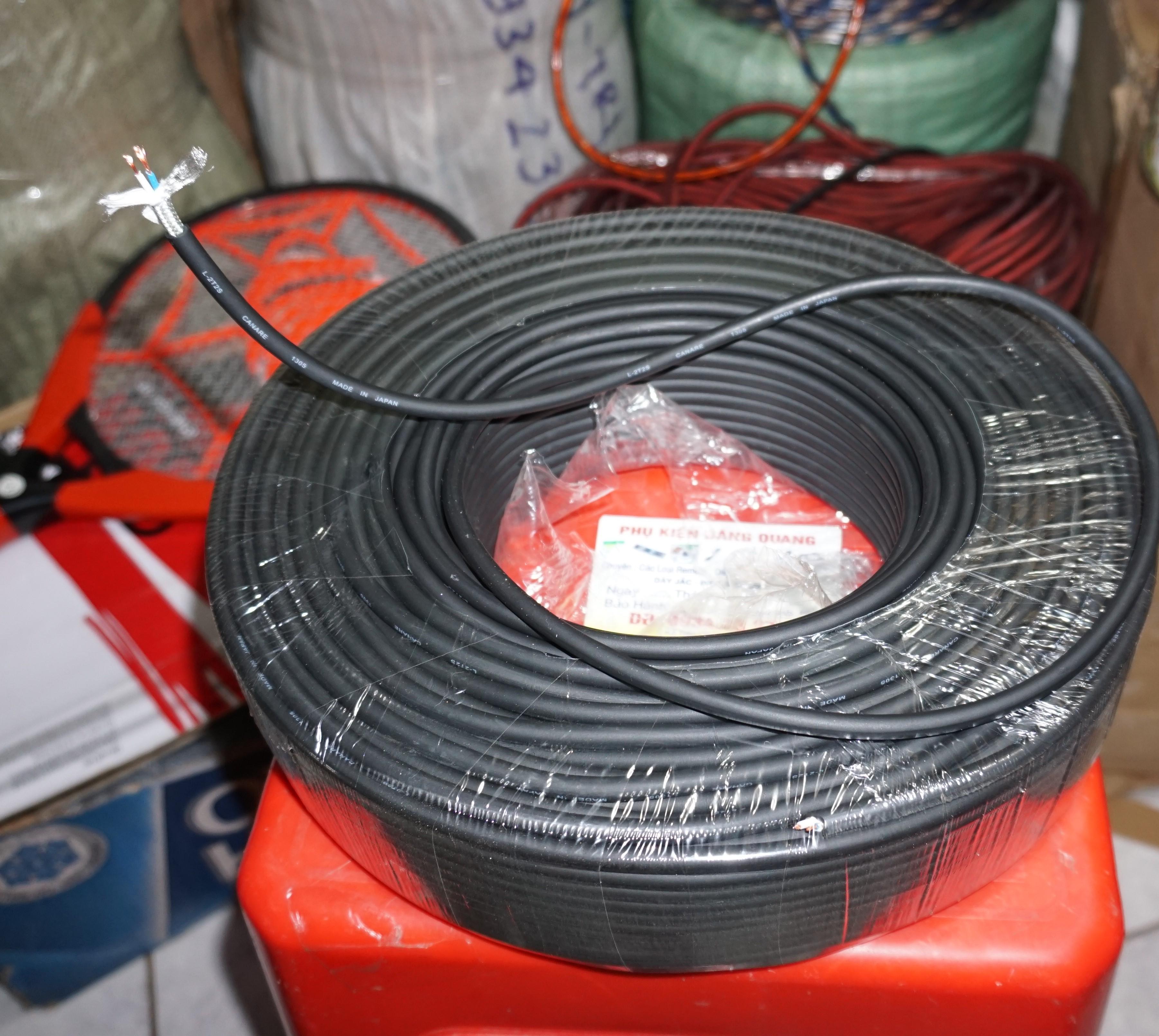 2 Mét Dây tín hiệu Canare ( made in japan )