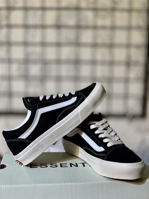 Giầy thể thao nam nữ vans vault đen đế trắng