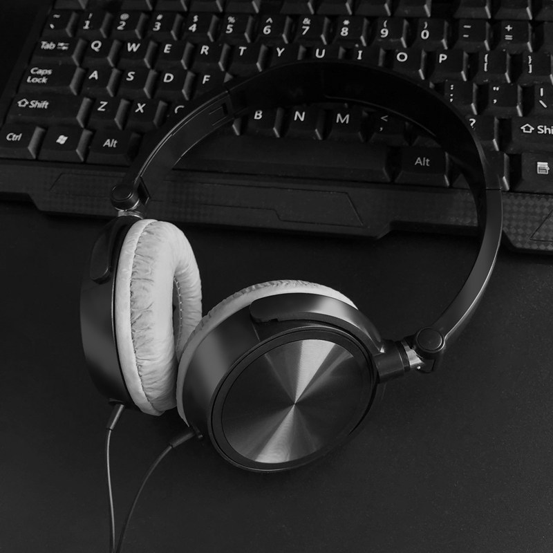 F10 ear muff with good mic (black-foldable)