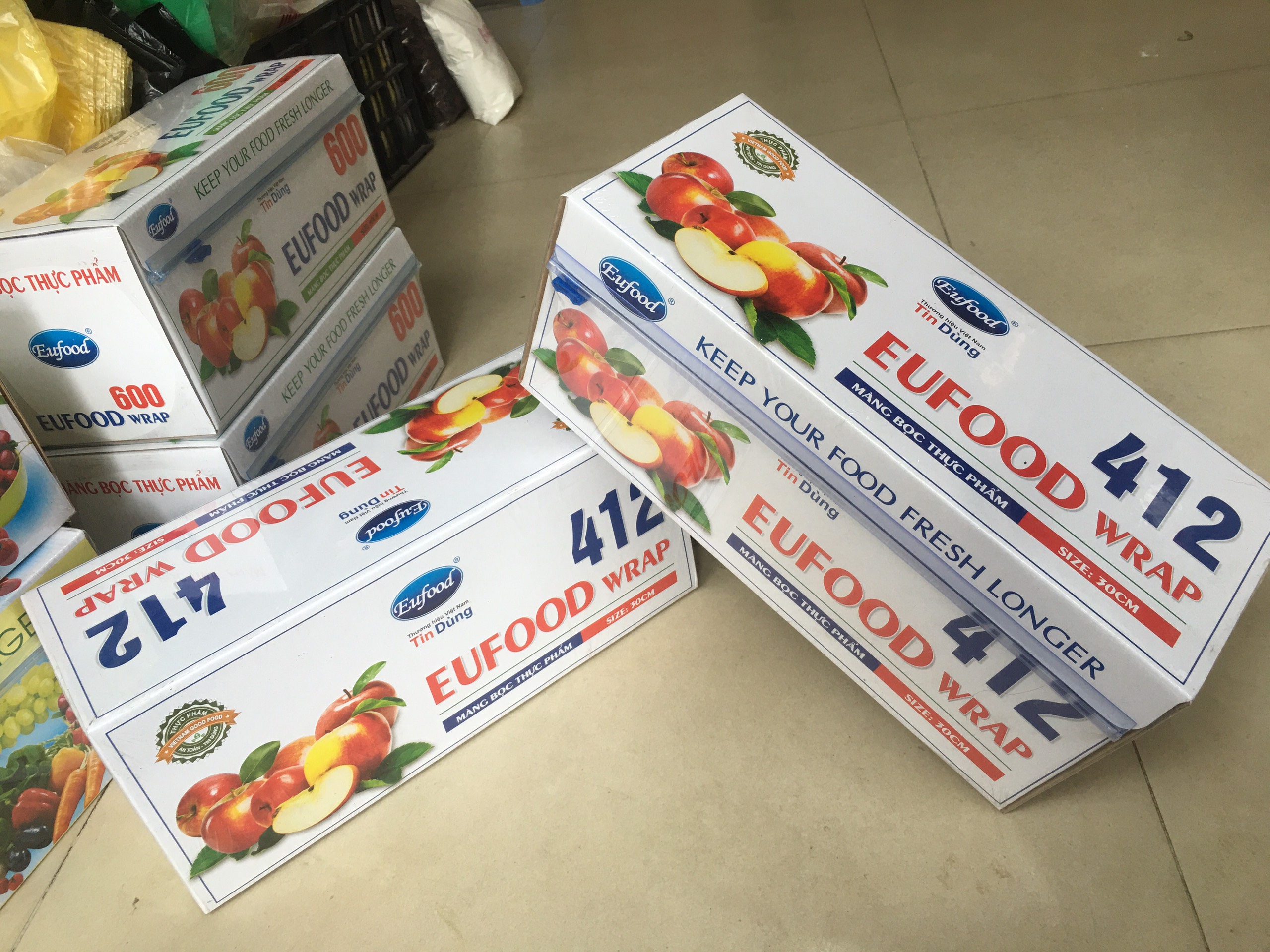 Màng bọc thực phẩm eufood wrap 412 - size 30cm x 300m