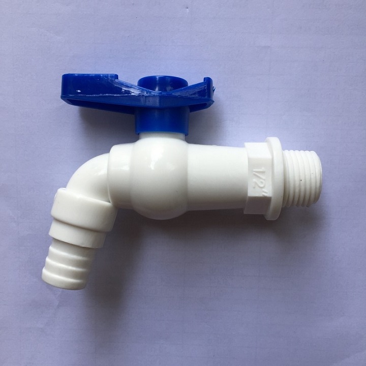 ĐẦU VÒI NƯỚC NHỰA TAY GẠT MÀU XANH - 000705