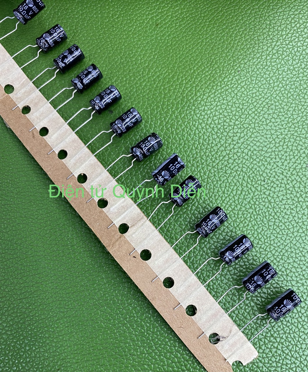 Combo 100 con tụ 100uf 16v rss loại dây chân đồng
