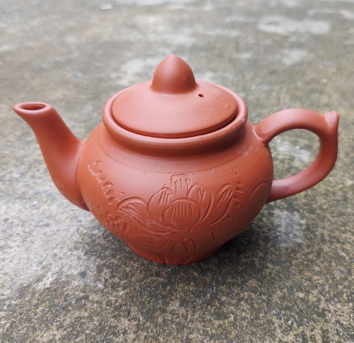 Ấm trà đất nung Bát Tràng Màu Nâu Đỏ
