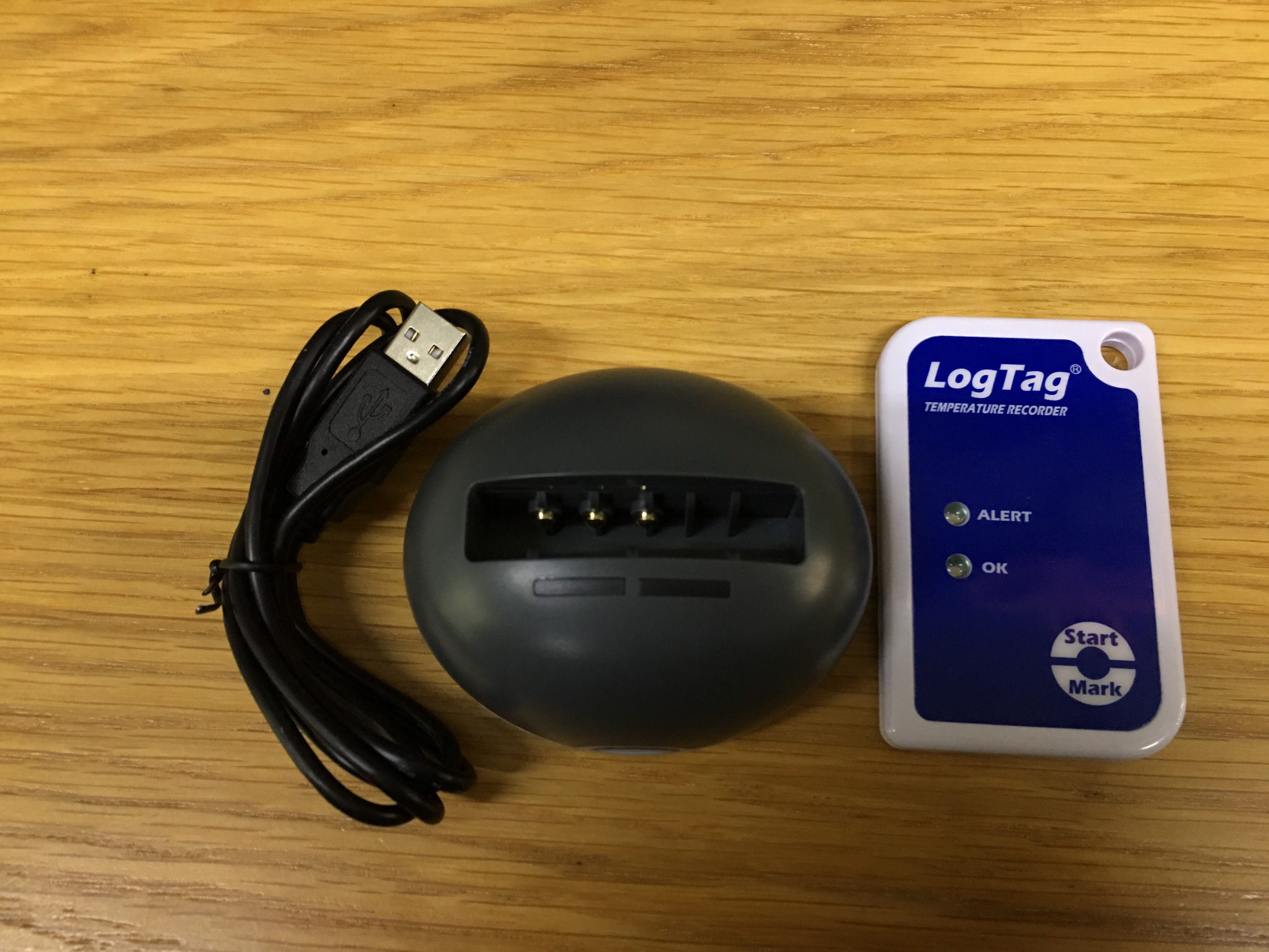 Nhiệt Kế Tự Ghi LogTag Trix 8 (kèm đầu đọc)