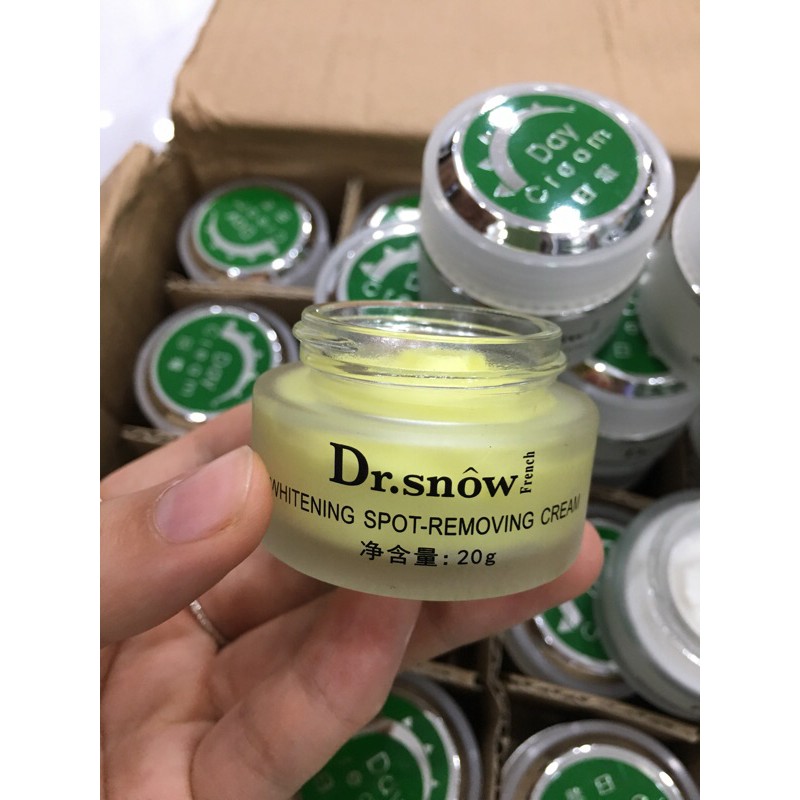 Kem vỗ bong nám Dr.snow cặp 2 lọ