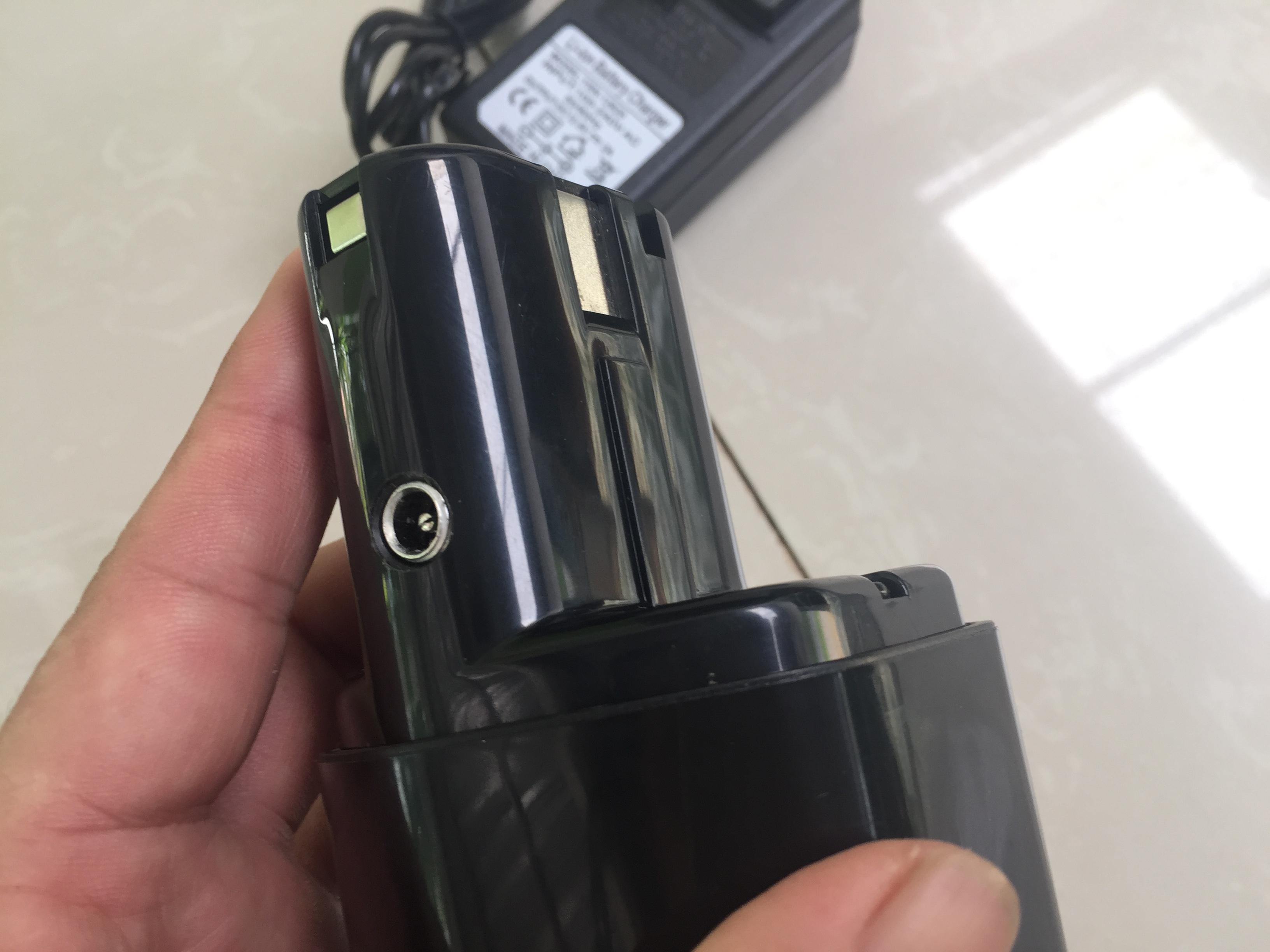 Pin Hitachi 12V 2.5A Được Làm Từ Pin Samsung Mới