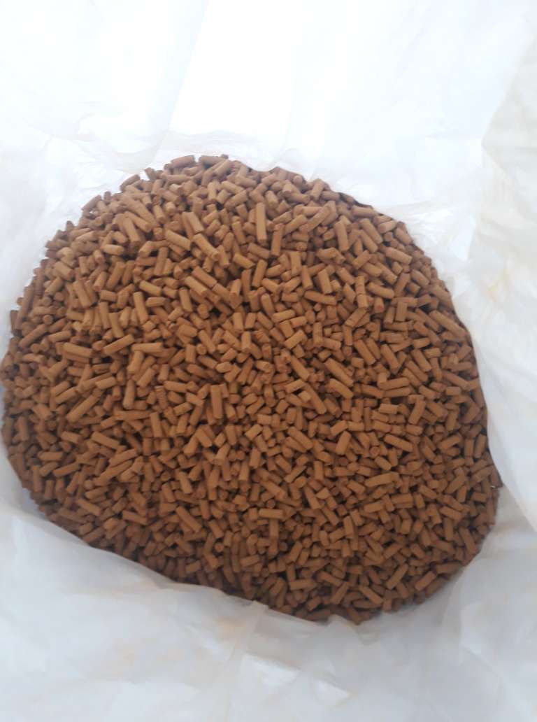 1 kg Hạt lọc khí biogas oxit Sắt( vật liệu thay thế trong bình lọc khí bioga )