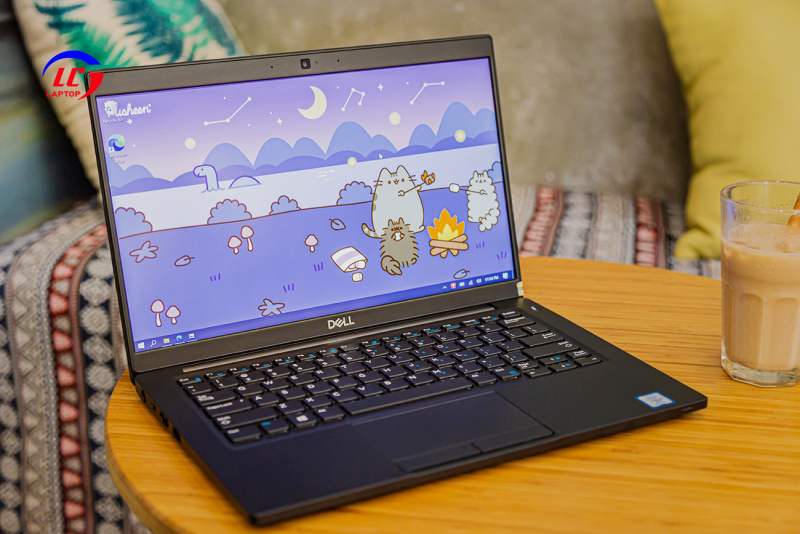 Dell Latitude 7380, Laptop Mini Chuyên Đa Nhiệm, Pin Khỏe, i7-6600U, VGA Intel UHD 620, Màn 13.3 FullHD IPS, 90% sRGB