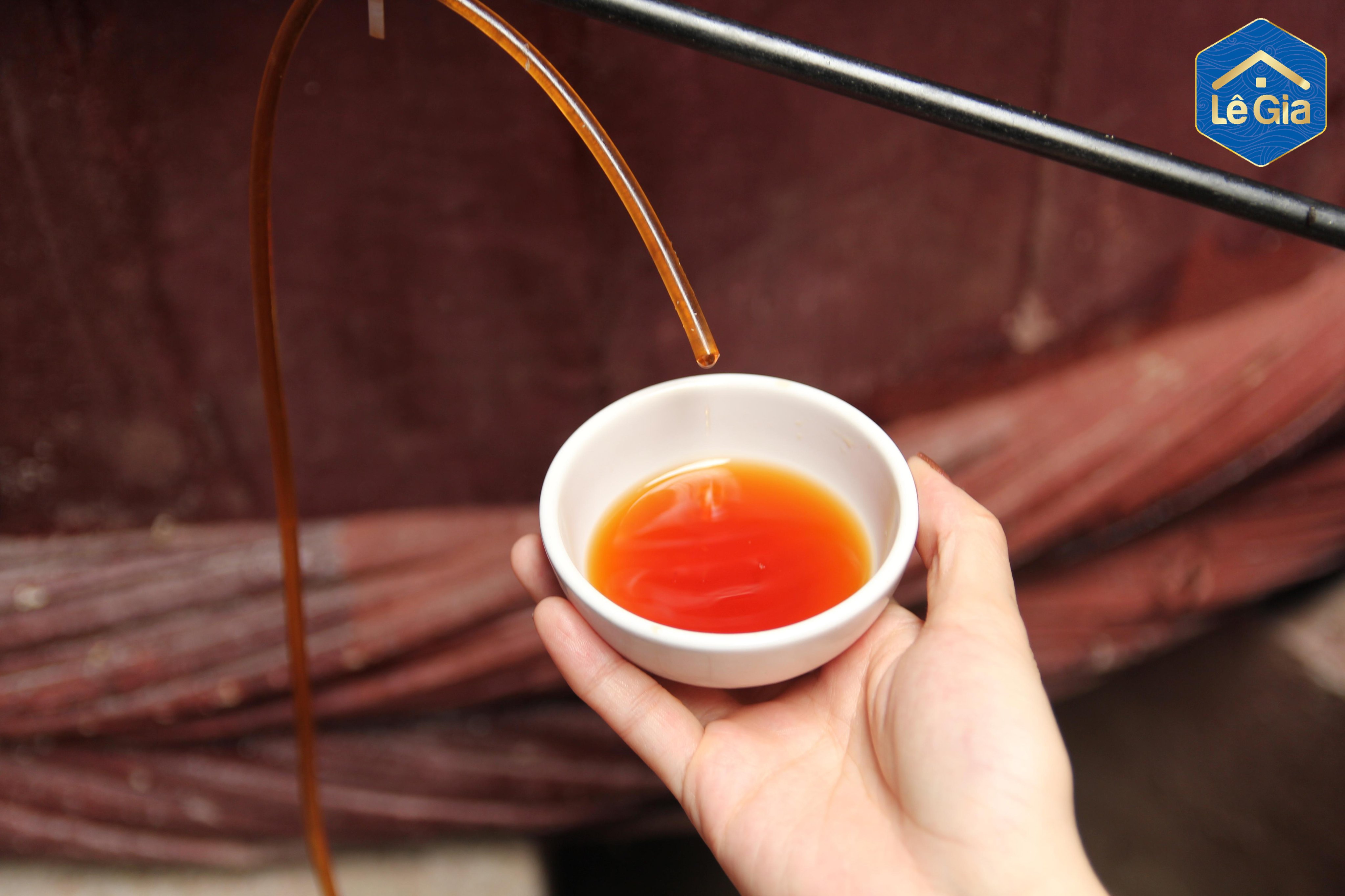 Nước mắm Lê Gia cốt đặc biệt chai 200ml