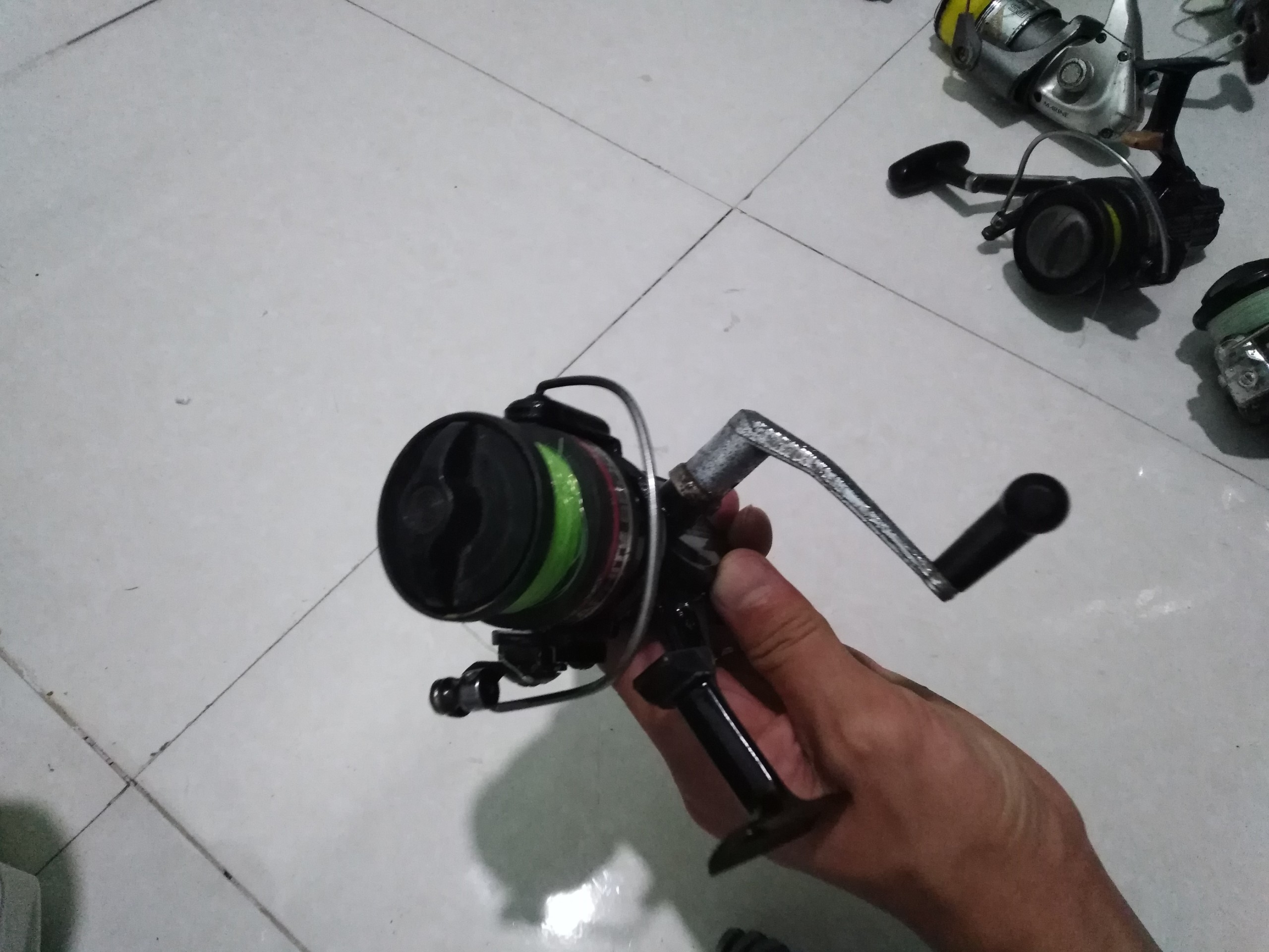 Máy câu bãi nhật Graphite spool 4000