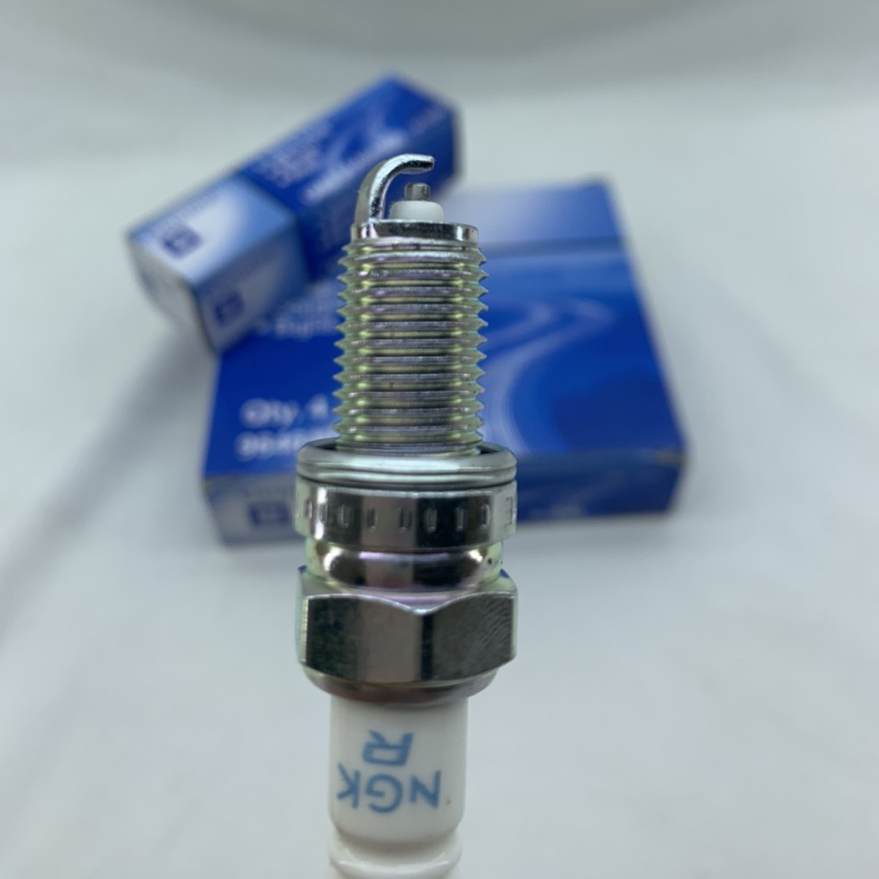Bugi Matiz 4, Bugi GM, (bảo hành 3 tháng)