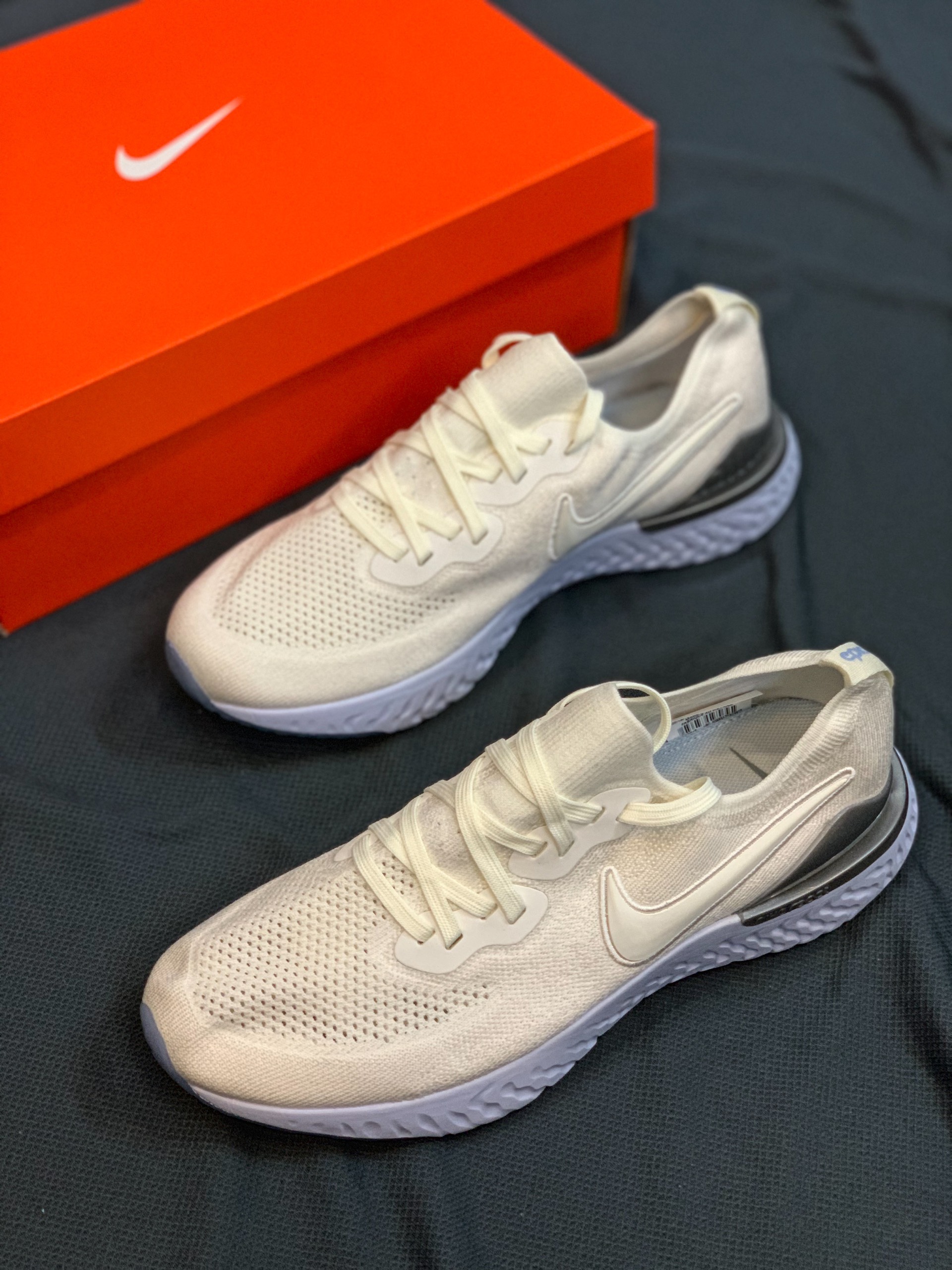 Giày nam nữ epic react mới siêu nhẹ bền êm cao cấp (vàng kem)