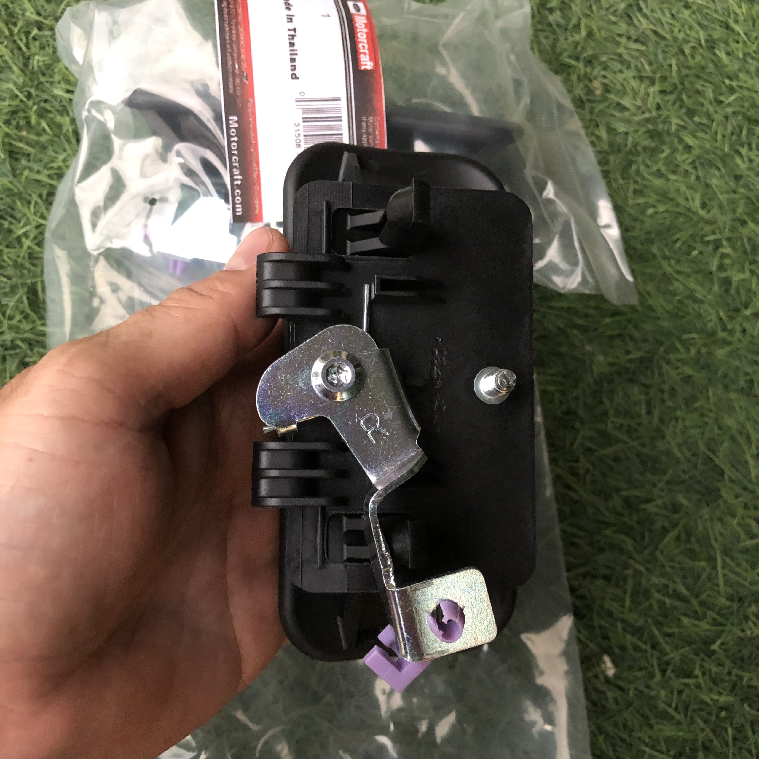TAY CỬA LÙA NGOÀI FORD TRANSIT