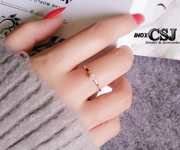 NHẪN NỮ TITAN CAO CẤP 1 HỘT ĐÁ NHỎ QUÁ XINH MÀU HỒNG mang phong cách độc đáo, cá tính (tặng hộp đựng nhẫn cực xinh)