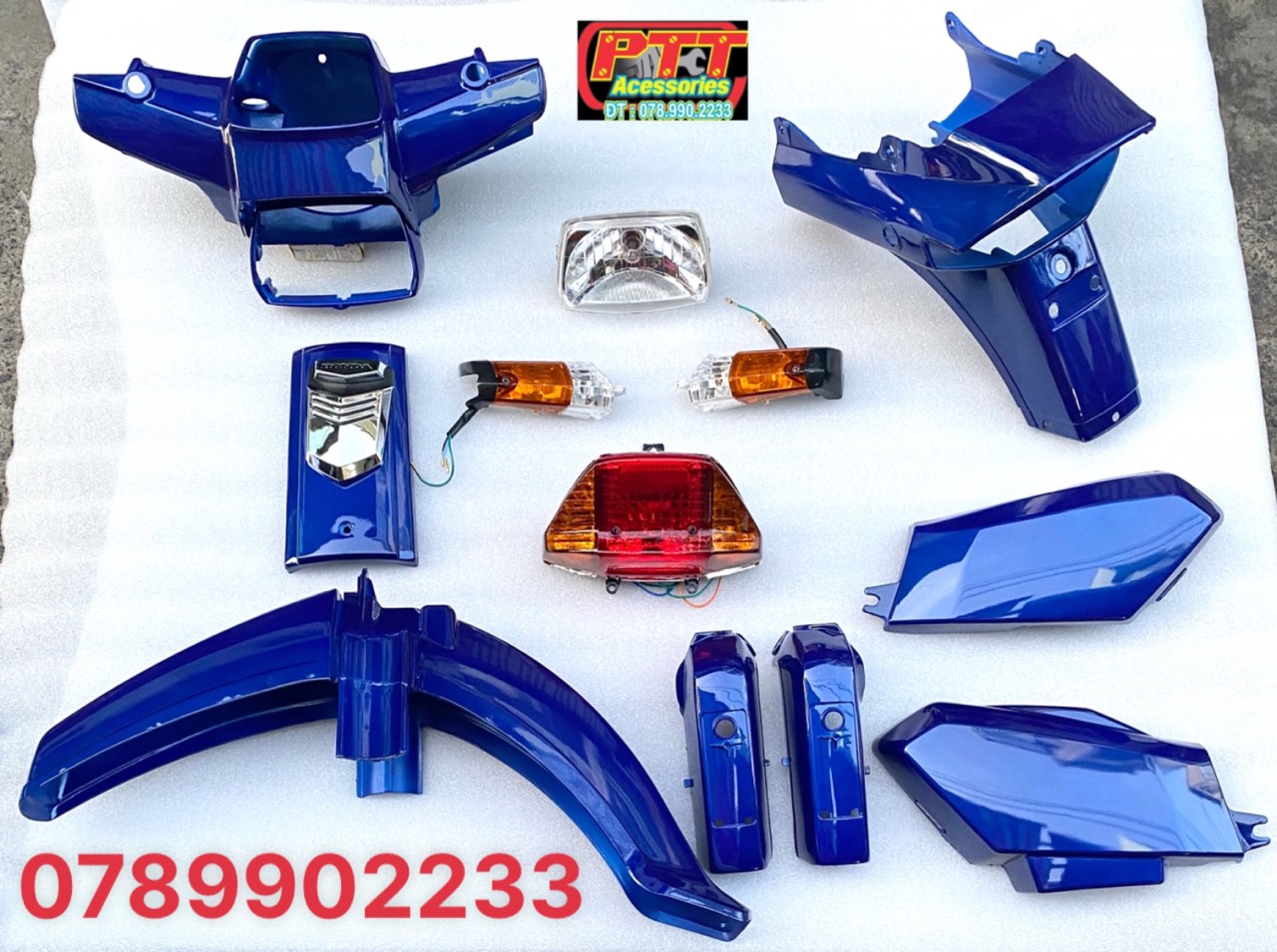 Dàn áo xe super dream màu xanh dương có đèn đặc biệt